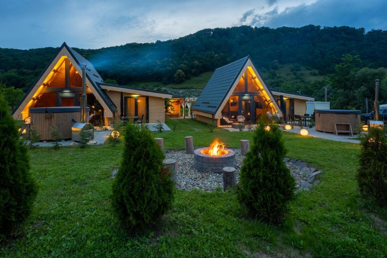 Готель Ungefug A-Frame Сігішоара Екстер'єр фото