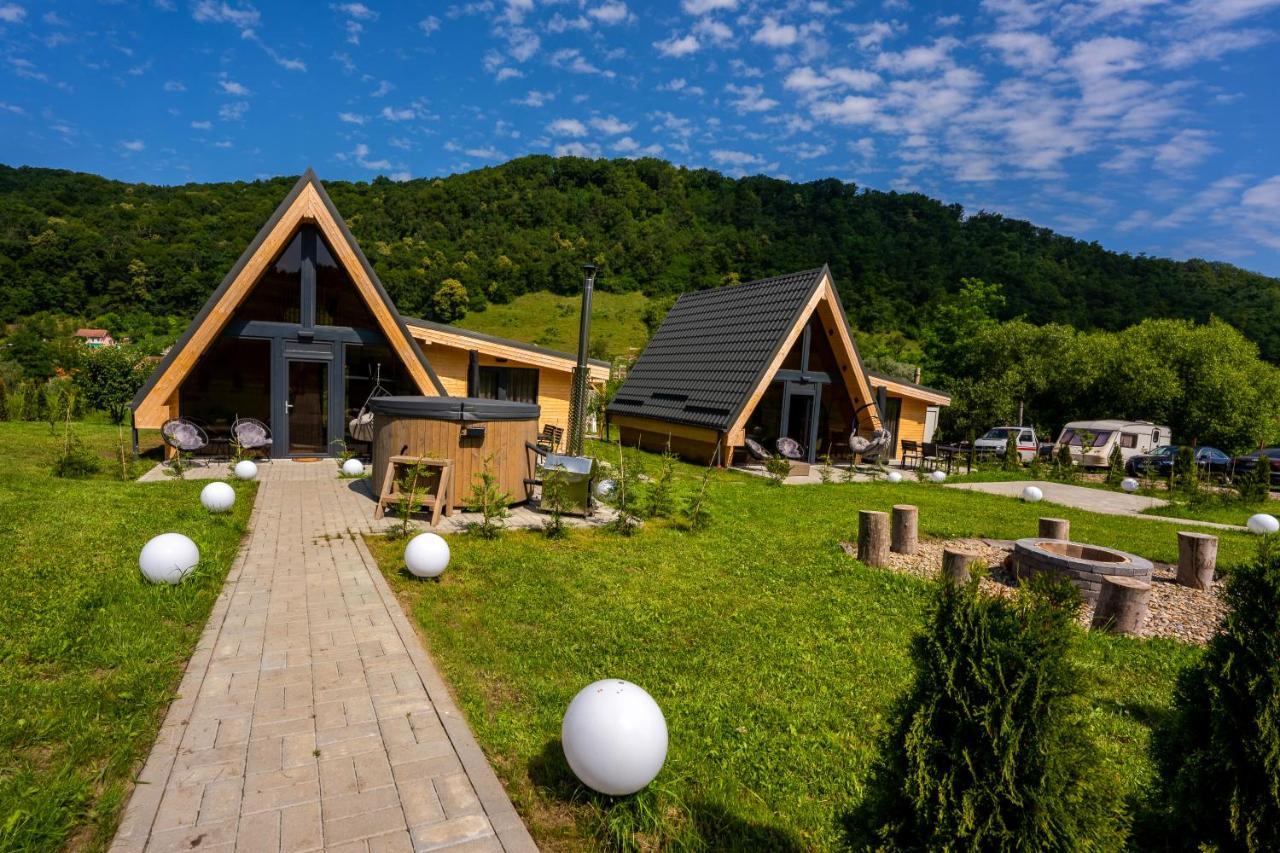 Готель Ungefug A-Frame Сігішоара Екстер'єр фото