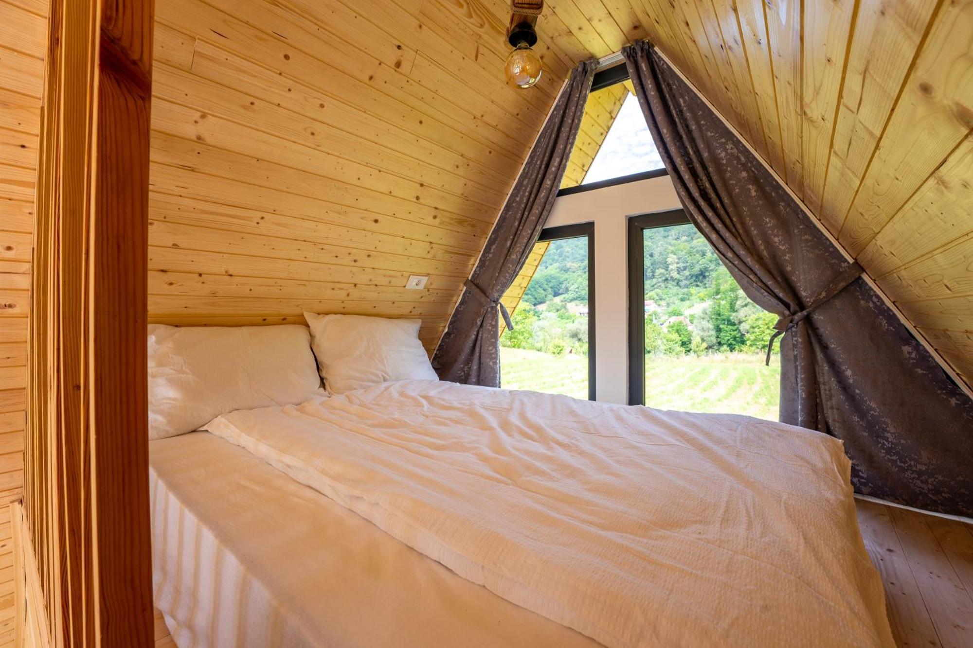 Готель Ungefug A-Frame Сігішоара Екстер'єр фото