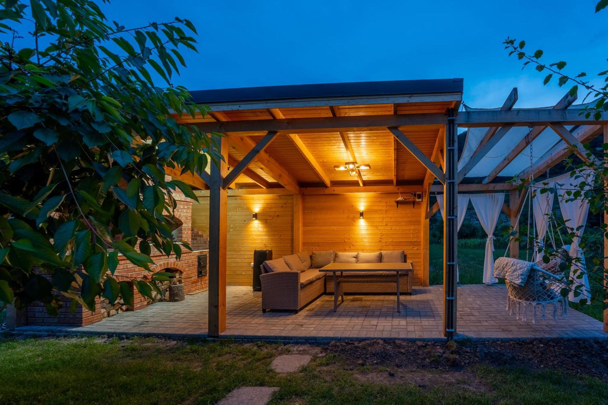 Готель Ungefug A-Frame Сігішоара Екстер'єр фото