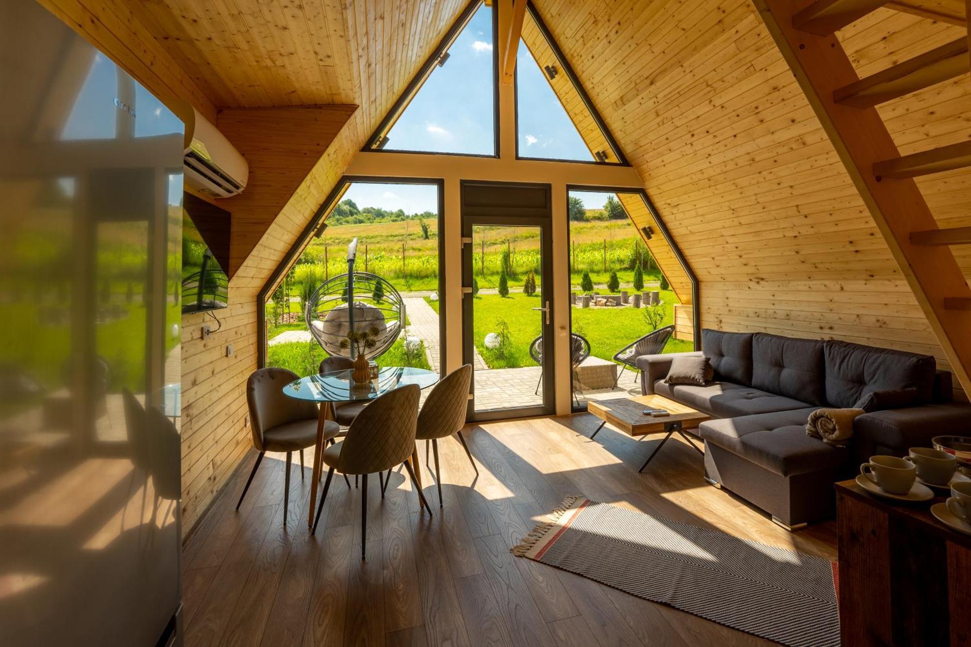 Готель Ungefug A-Frame Сігішоара Екстер'єр фото